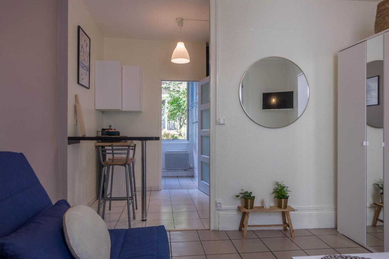 Le Penseur Studio Apartment Орлеан Екстериор снимка